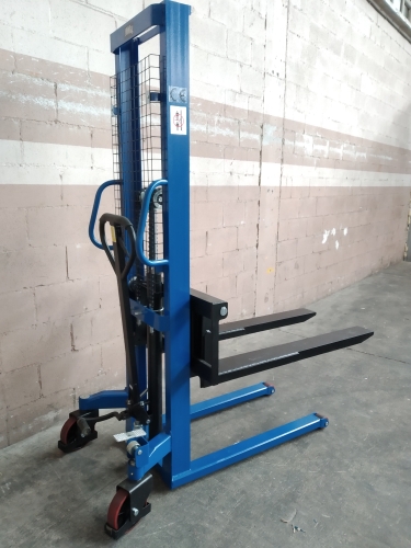 Apilador manual 1.000 Kg a 1.600 mm 3